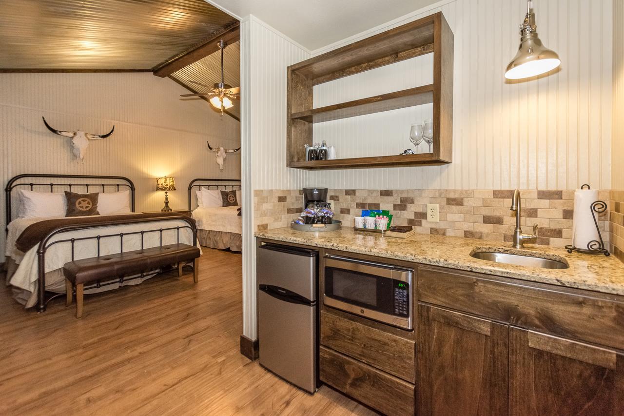 פרדריקסברג Vineyard Trail Cottages- Adults Only חדר תמונה