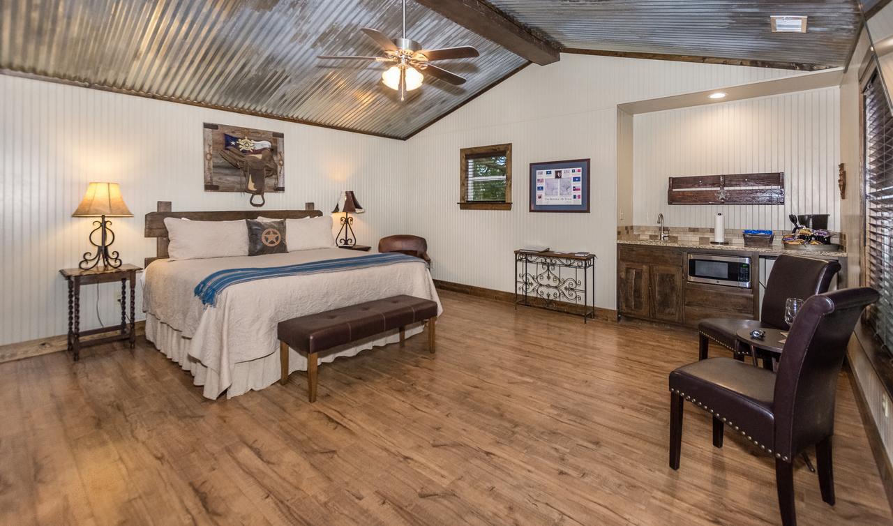 פרדריקסברג Vineyard Trail Cottages- Adults Only חדר תמונה