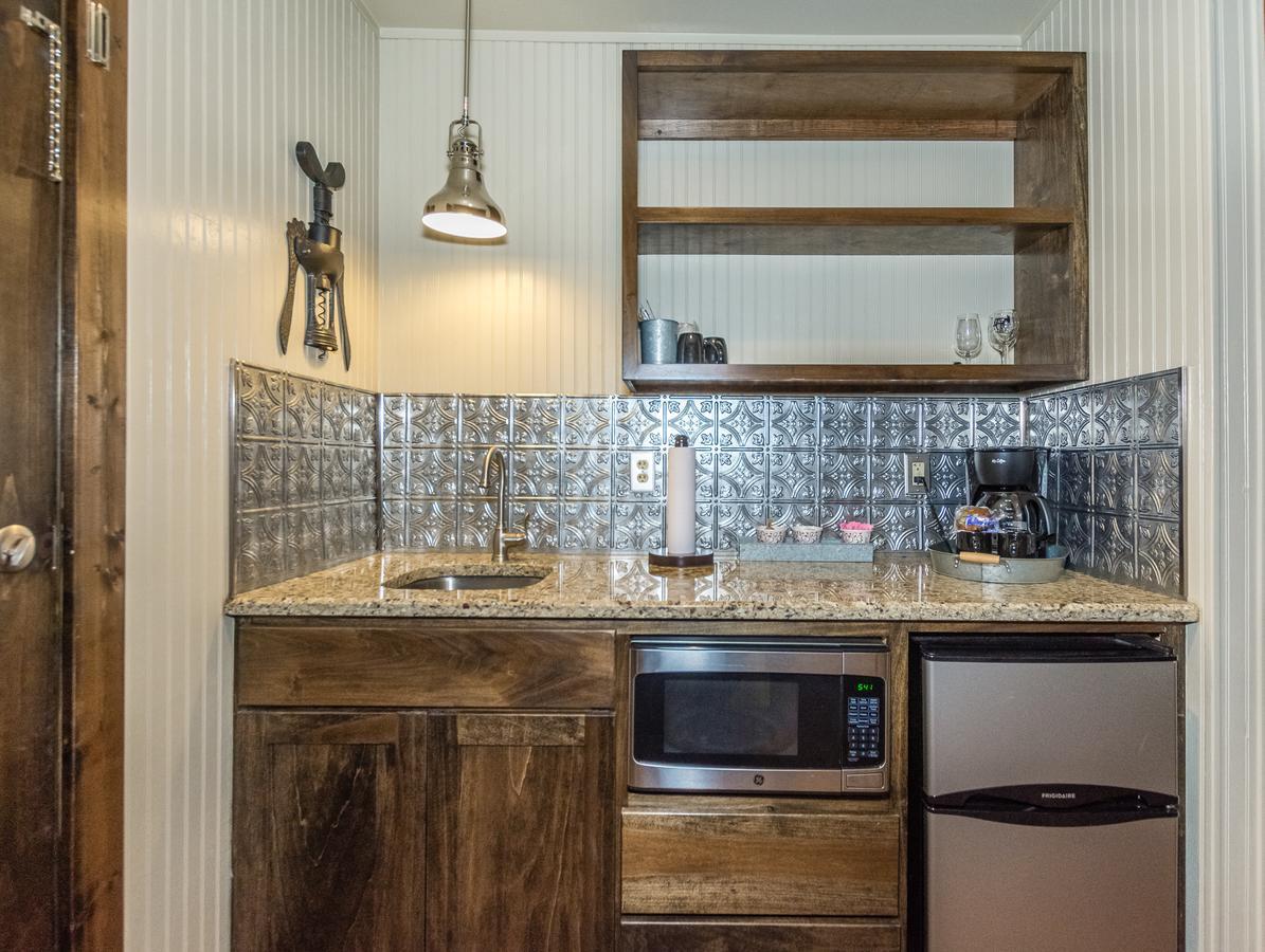 פרדריקסברג Vineyard Trail Cottages- Adults Only חדר תמונה