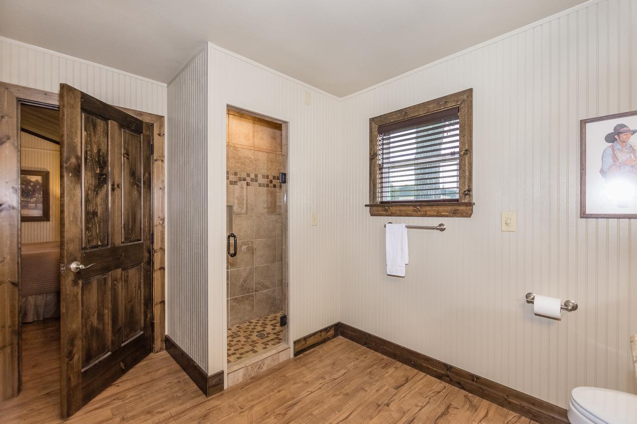 פרדריקסברג Vineyard Trail Cottages- Adults Only חדר תמונה