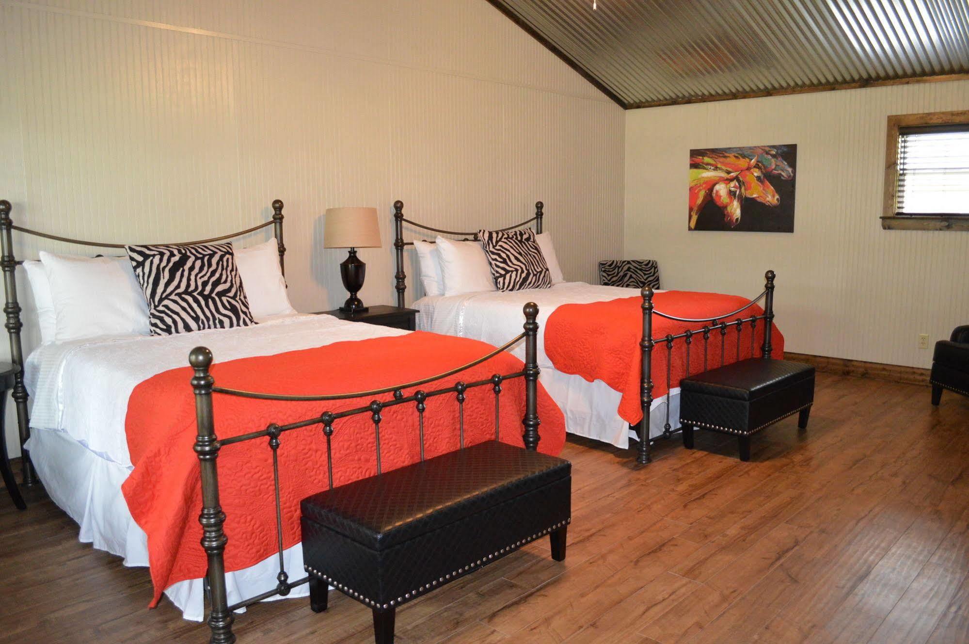 פרדריקסברג Vineyard Trail Cottages- Adults Only מראה חיצוני תמונה